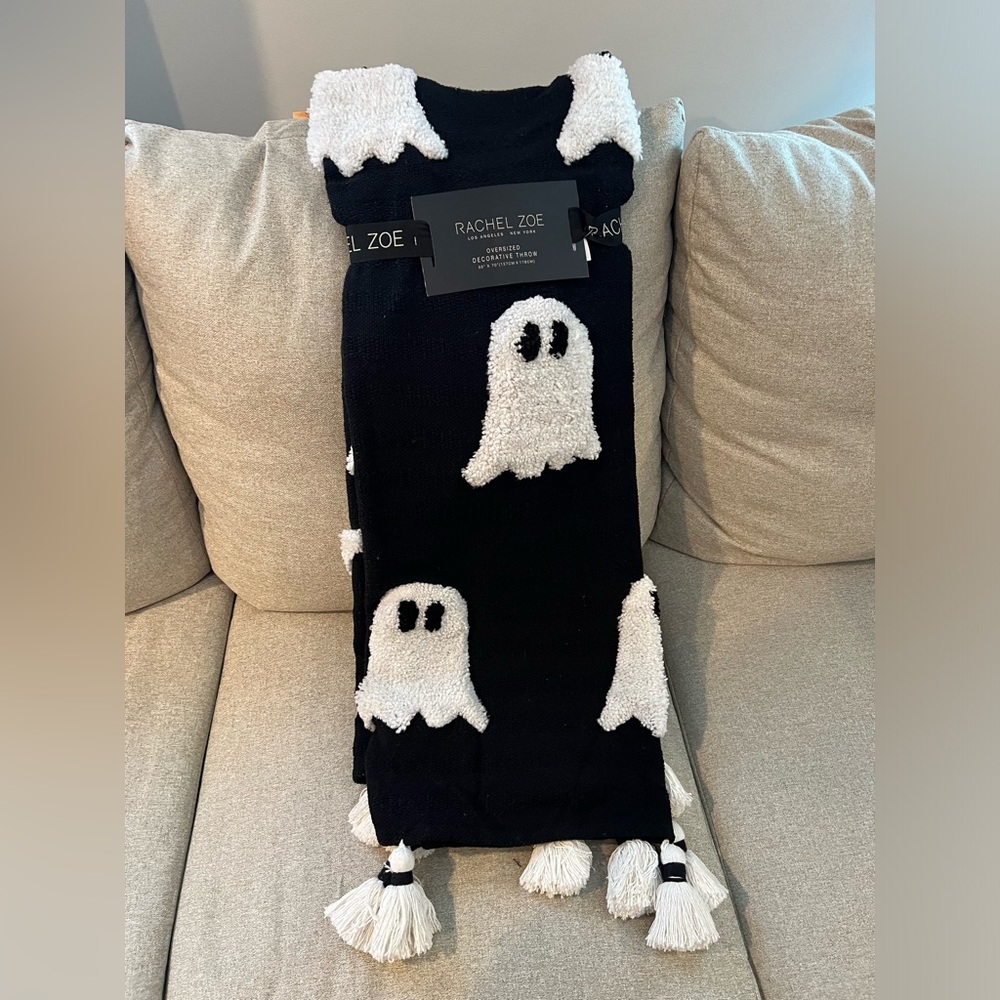 Rachel Zoe Ghost Blanket Black and White NWT Halloween Viral TikTok